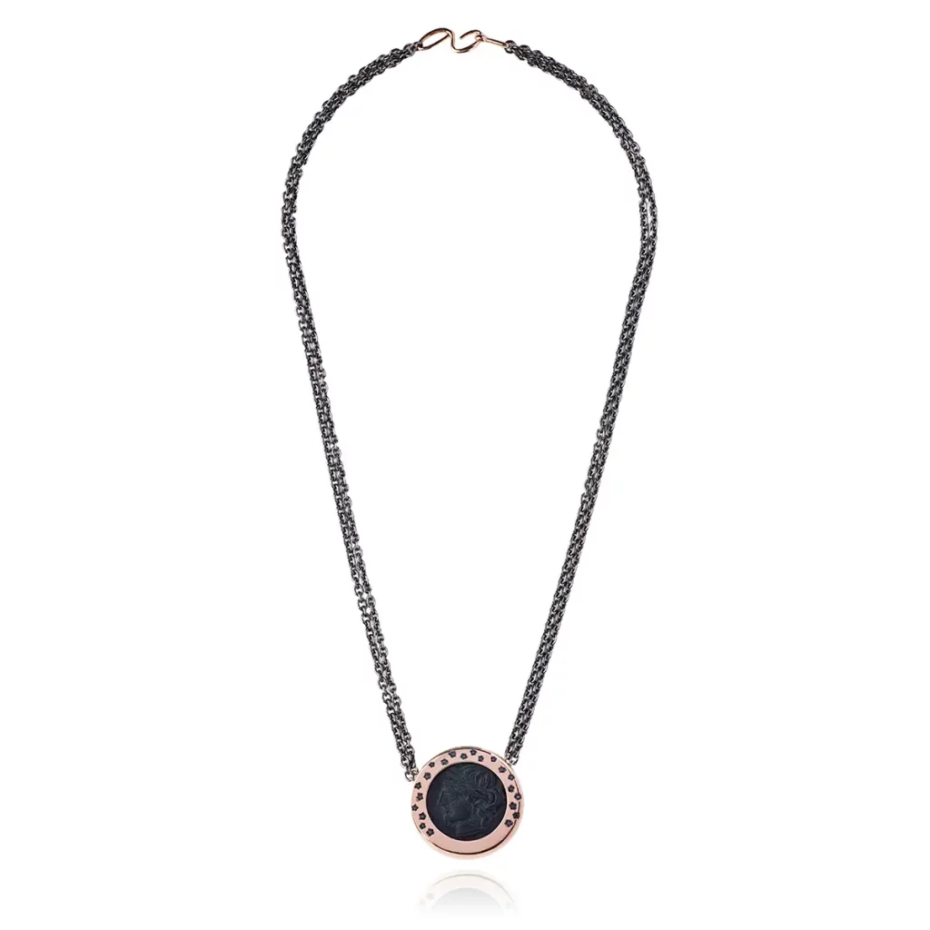 Tanit necklace 01