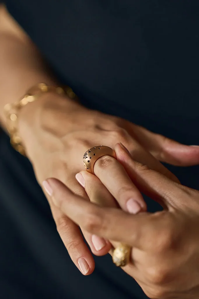 Dido Byrsa Ring beauty image 01