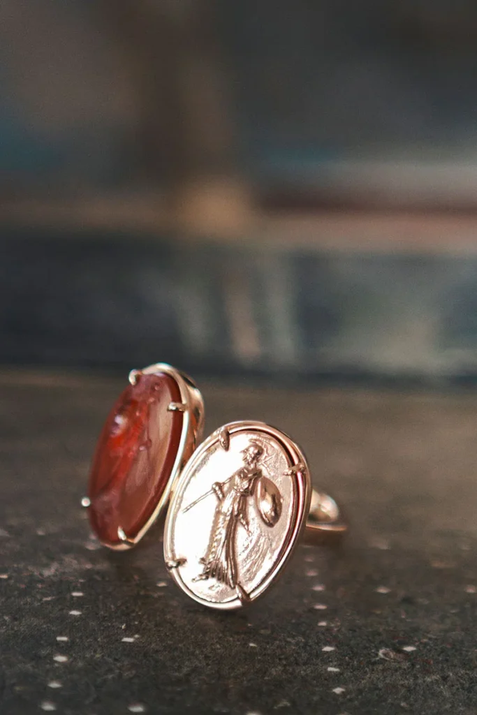 Minerva Intaglio Ring 2 beauty image 02