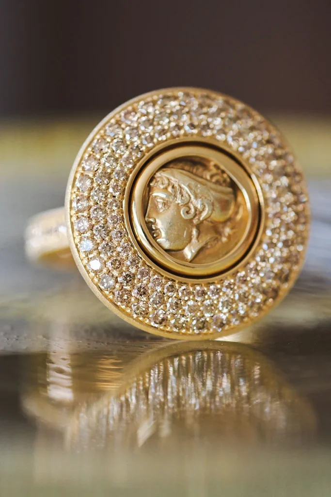 Phokaia Ring product image 03
