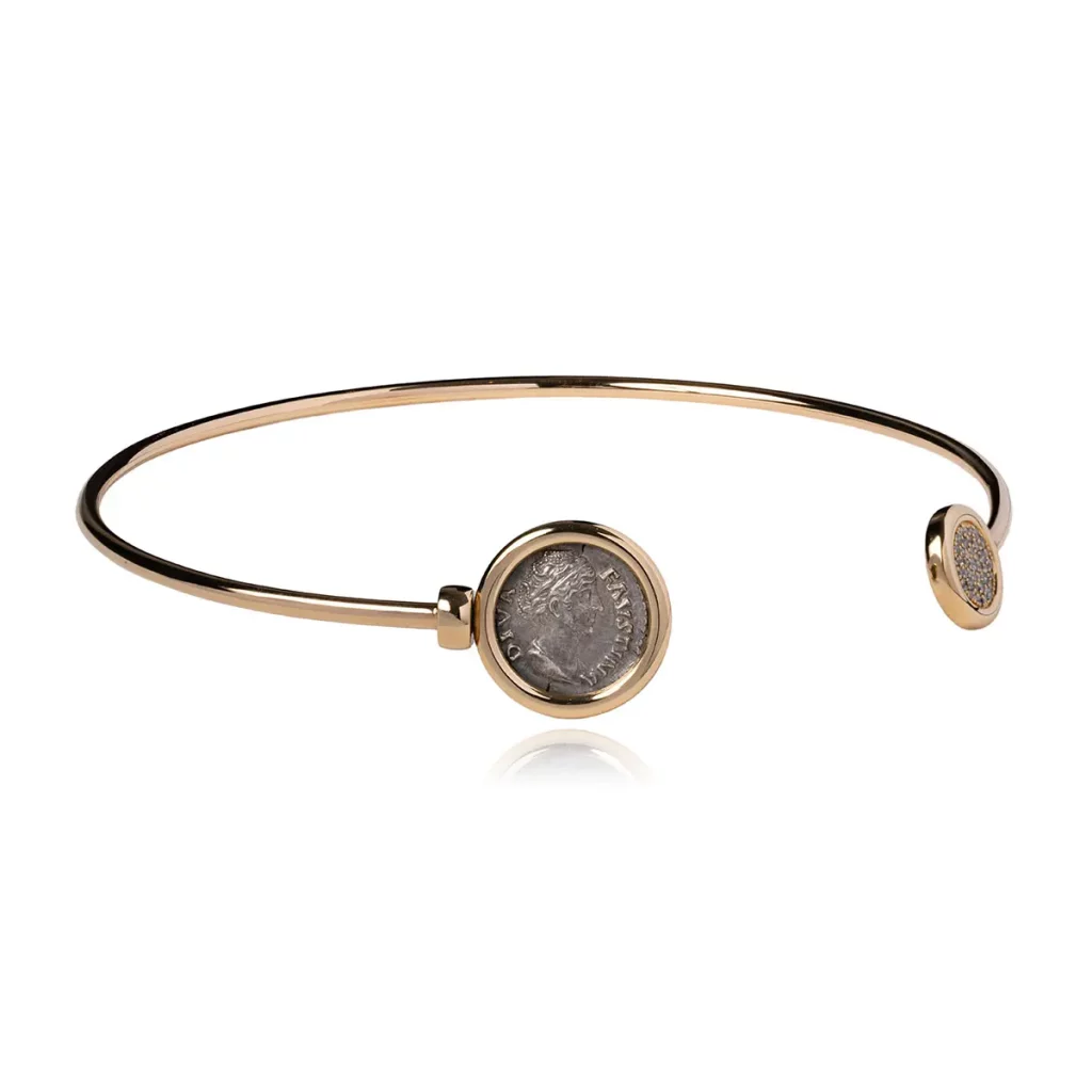 Tanit Faustina choker 03