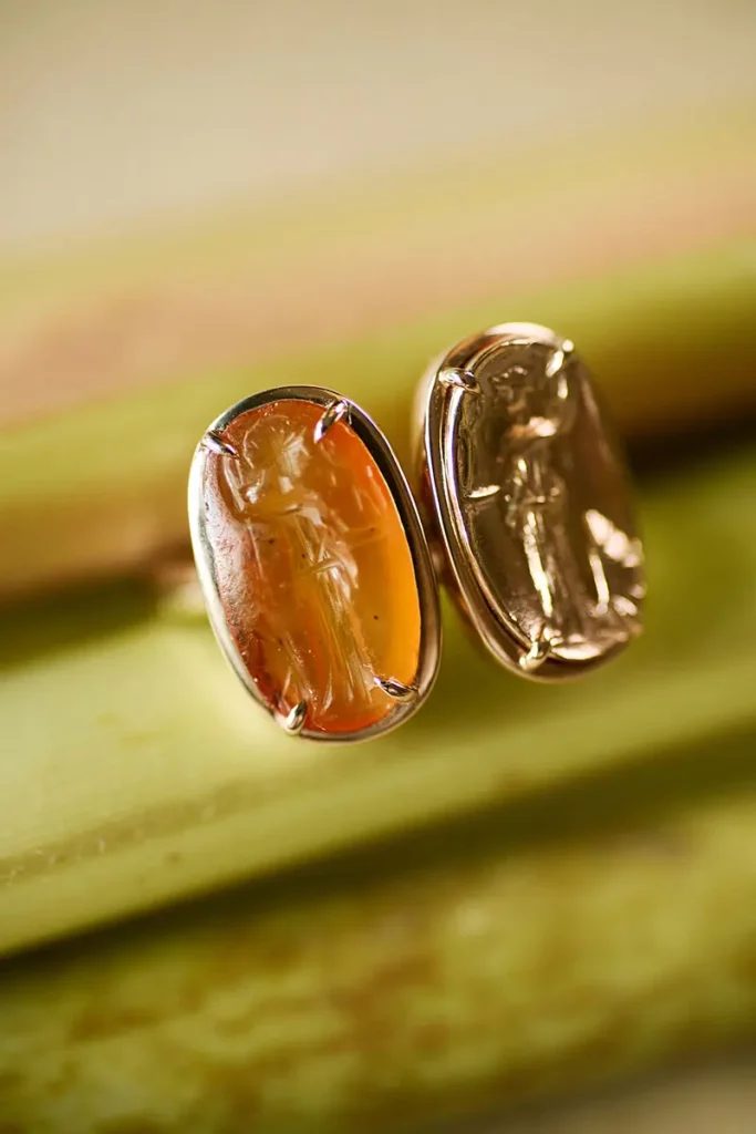 Minerva Intaglio Ring beauty image 03