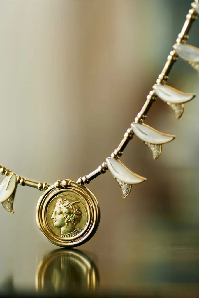 Tanit Collar Necklace beauty image 01
