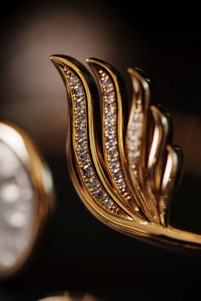 Tanit Nikè cuff bracelet beauty shot 06