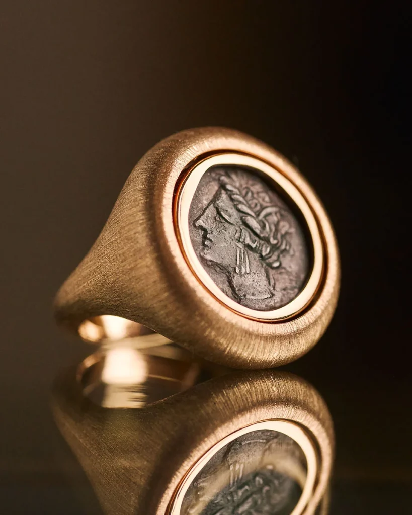 Tanit Signet Ring portrait image regular 01