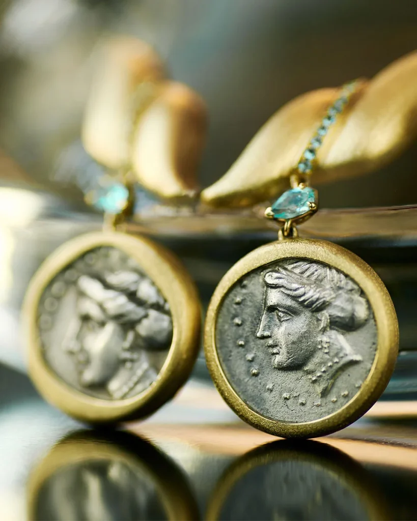 Sinope Earrings portrait image regular 01